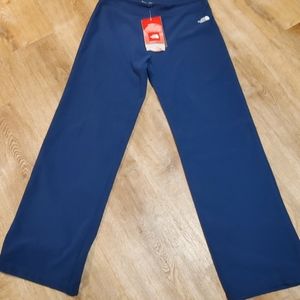 NWT The North Face women's sweatpants- size large
